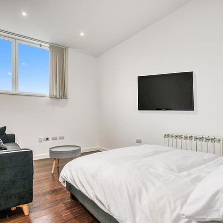 Stylish Studio By Heathrow Airport Daire Londra Dış mekan fotoğraf