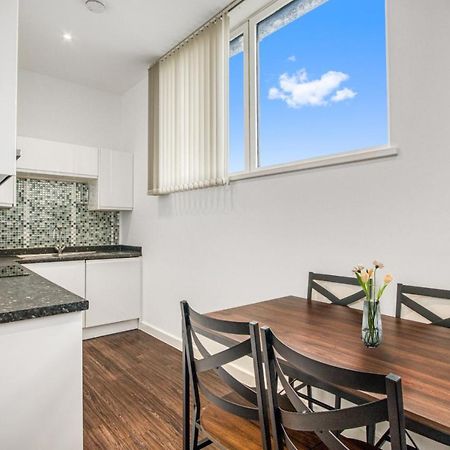 Stylish Studio By Heathrow Airport Daire Londra Dış mekan fotoğraf