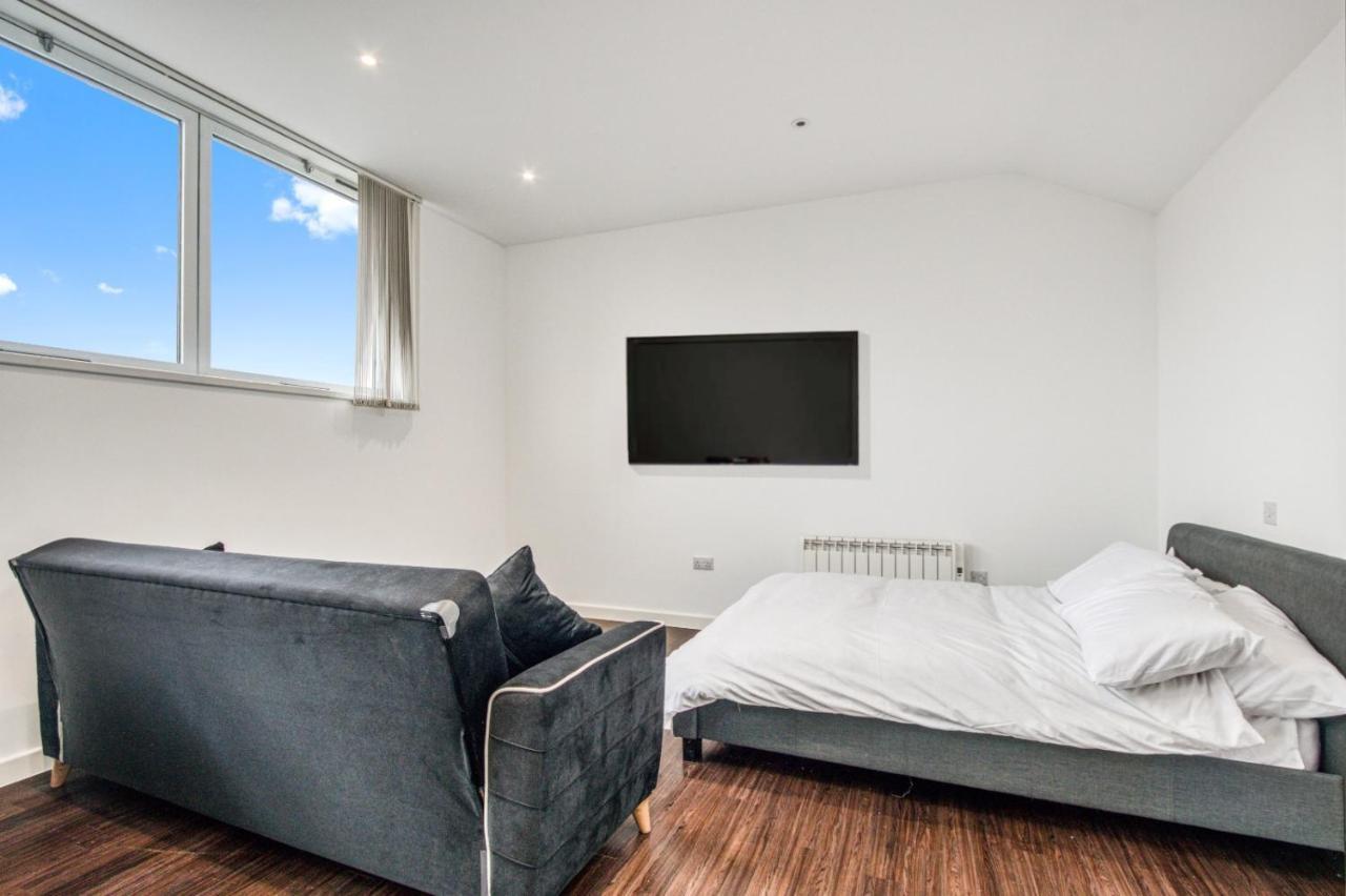 Stylish Studio By Heathrow Airport Daire Londra Dış mekan fotoğraf
